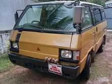 Mitsubishi L300 1980 Van