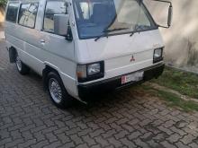 Mitsubishi L300 1983 Van