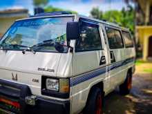 Mitsubishi L300 1978 Van