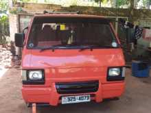 Mitsubishi L300 1982 Van