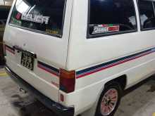 https://riyasewana.com/uploads/mitsubishi-l300-1980-1014120912784.jpg