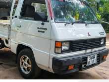 Mitsubishi L300 1980 Lorry