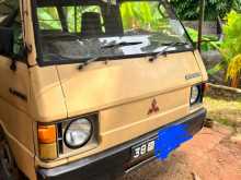 Mitsubishi L300 1980 Van