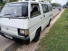 Mitsubishi L300 1980 Van