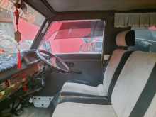 https://riyasewana.com/uploads/mitsubishi-l300-1980-211494312503.jpg