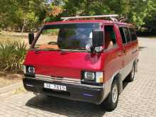 Mitsubishi L300 1980 Van