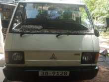 Mitsubishi L300 1980 Van
