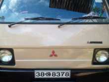 Mitsubishi L300 1980 Van