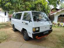 Mitsubishi L300 1981 Van