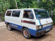 Mitsubishi L300 1981 Van