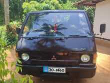 Mitsubishi L300 1981 Van