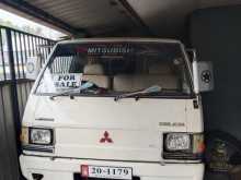 Mitsubishi L300 1981 Van