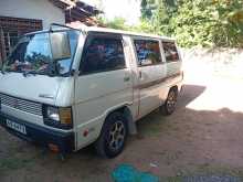 Mitsubishi L300 1981 Van