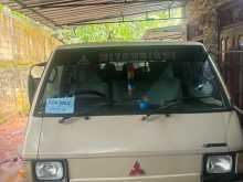Mitsubishi L300 1981 Van