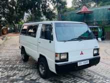 Mitsubishi L300 1982 Van