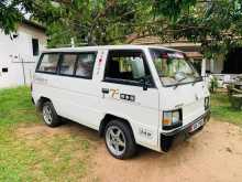 Mitsubishi L300 1982 Van