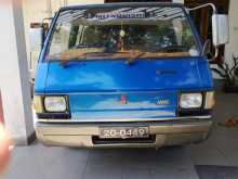 Mitsubishi L300 1982 Van