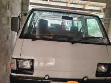 Mitsubishi L300 1982 Van