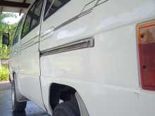 https://riyasewana.com/uploads/mitsubishi-l300-1982-1613345412902.jpg