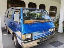 Mitsubishi L300 1982 Van