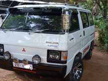 Mitsubishi L300 1982 Van