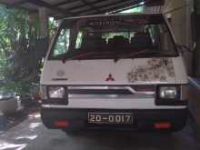 Mitsubishi L300 1982 Van