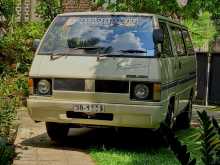 Mitsubishi L300 1982 Van