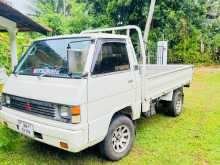 https://riyasewana.com/uploads/mitsubishi-l300-1982-322251512113.jpg