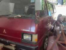 Mitsubishi L300 1982 Van