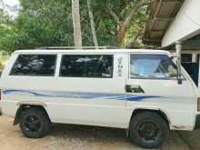 Mitsubishi L300 1983 Van