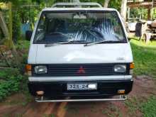 https://riyasewana.com/uploads/mitsubishi-l300-1983-117184712382.jpg