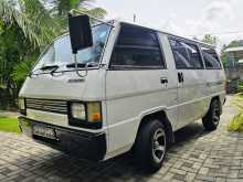 Mitsubishi L300 1983 Van