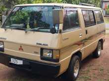 Mitsubishi L300 1983 Van