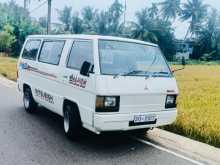 Mitsubishi L300 1983 Van
