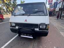 Mitsubishi L300 1983 Van