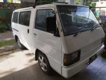 Mitsubishi L300 1983 Van