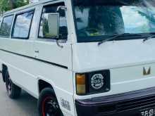Mitsubishi L300 1983 Van