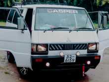 Mitsubishi L300 1983 Van