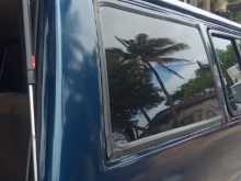 Mitsubishi L300 1983 Van