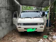 Mitsubishi L300 1983 Van