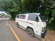 Mitsubishi L300 1983 Van
