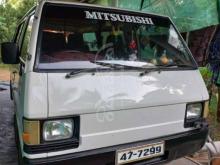 Mitsubishi L300 1983 Van