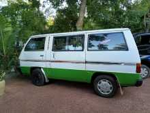 Mitsubishi L300 1984 Van