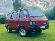 Mitsubishi L300 1984 Van