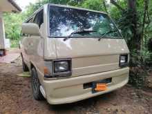 Mitsubishi L300 1984 Van