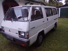 Mitsubishi L300 1984 Van