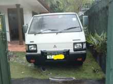 Mitsubishi L300 1984 Van