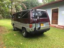 https://riyasewana.com/uploads/mitsubishi-l300-1984-310042412083.jpg