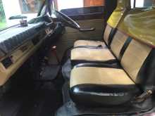 https://riyasewana.com/uploads/mitsubishi-l300-1984-310042412754.jpg