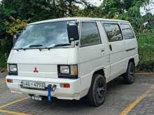 Mitsubishi L300 1984 Van